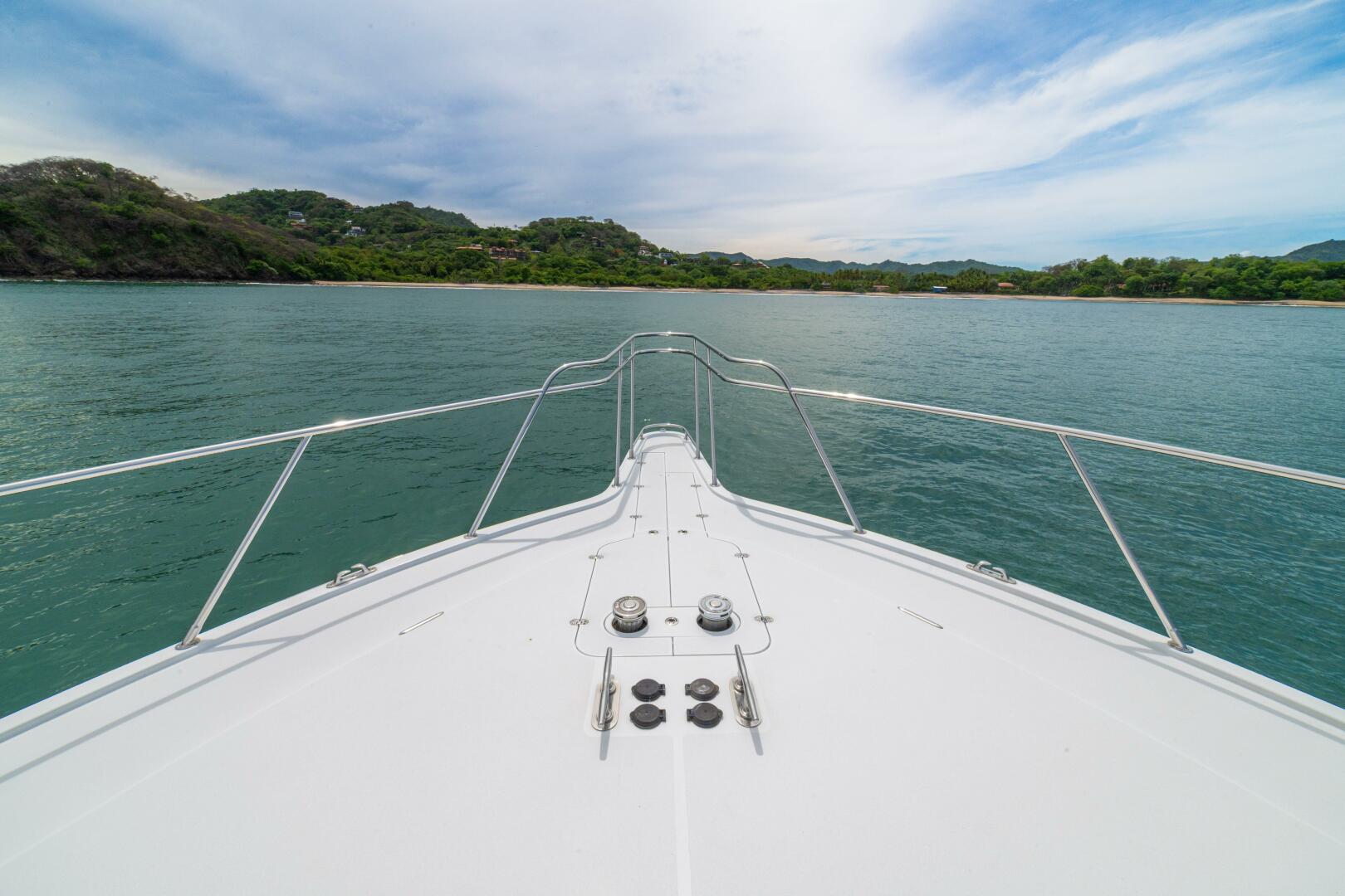 PRIMETIME 98ft Queenship Yacht For Sale