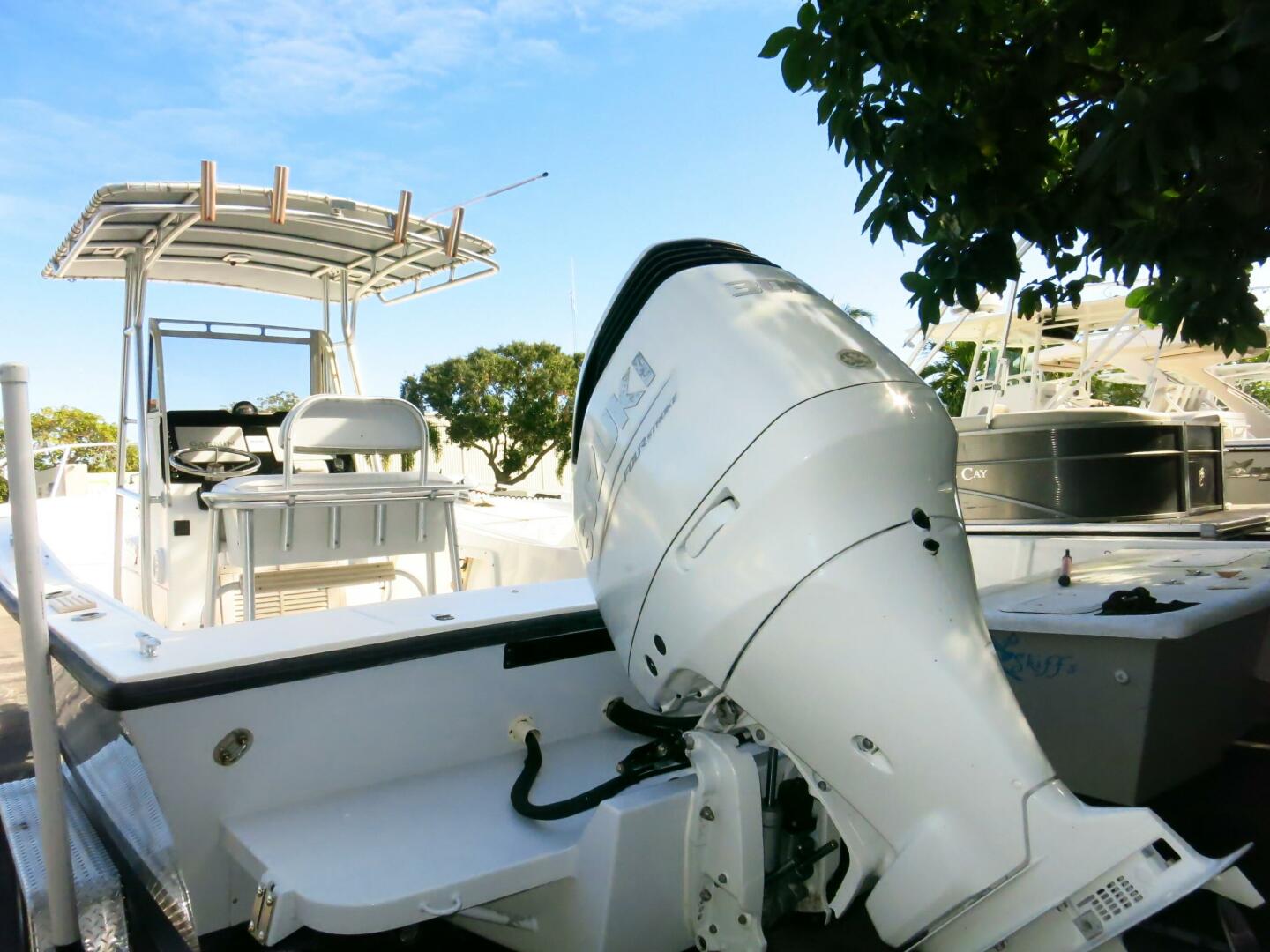 22ft Mako Yacht For Sale