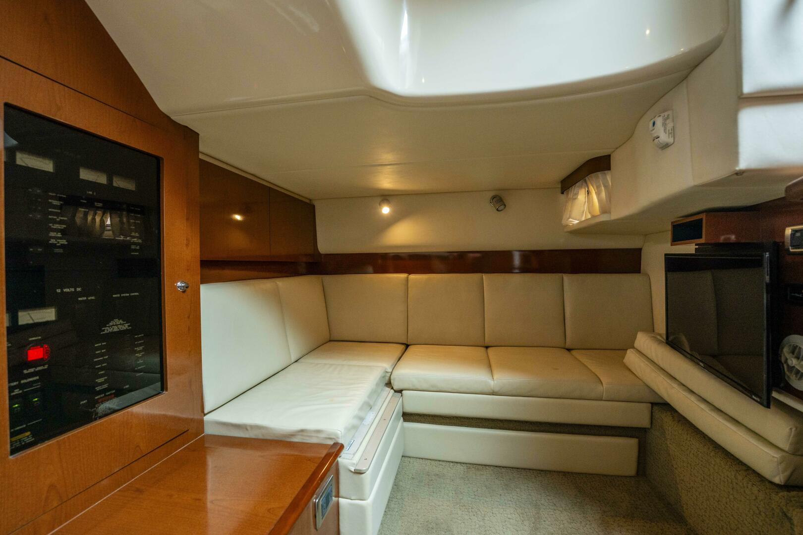 38ft Sea Ray Yacht For Sale