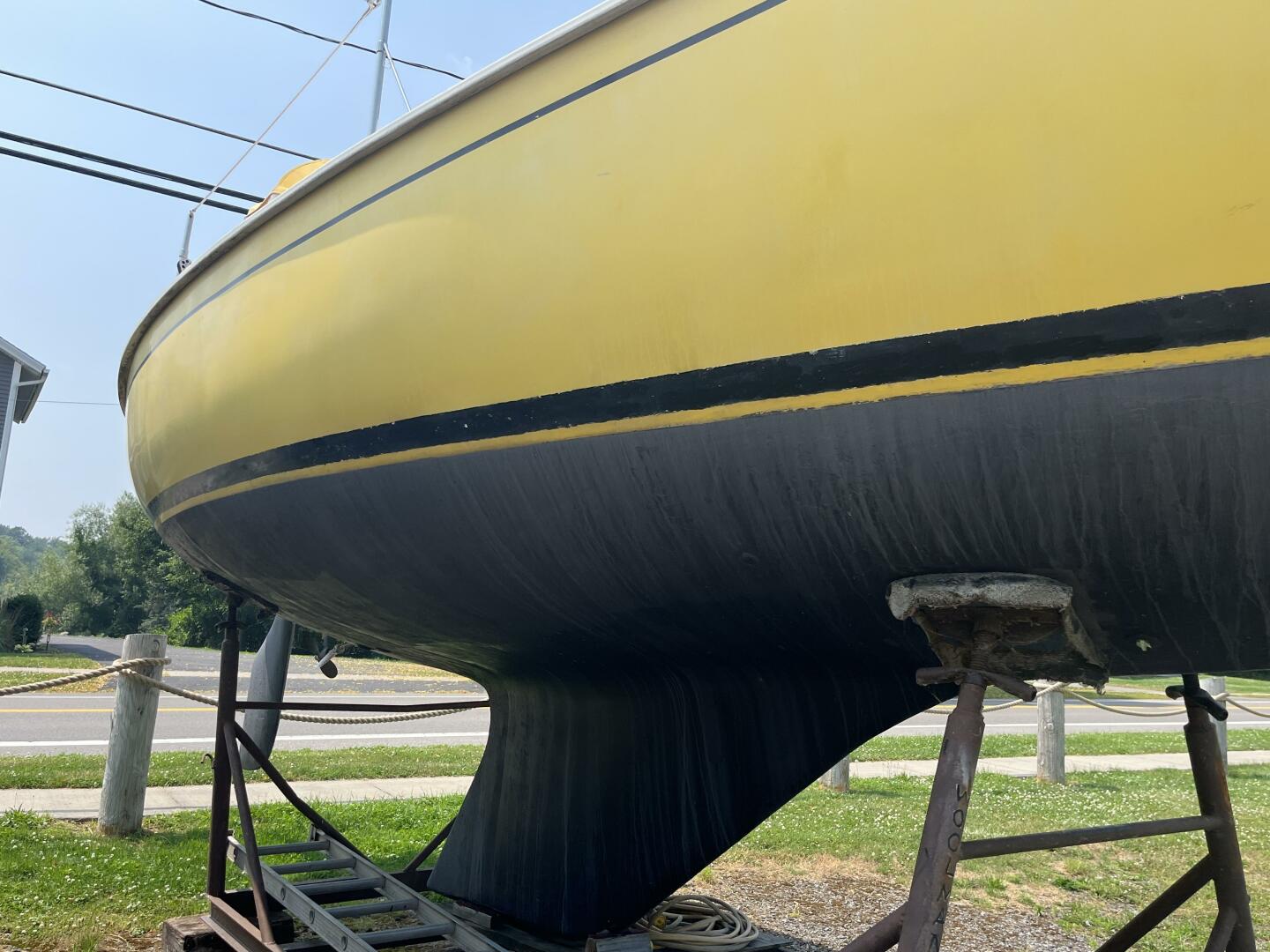 30ft Pearson Yacht For Sale