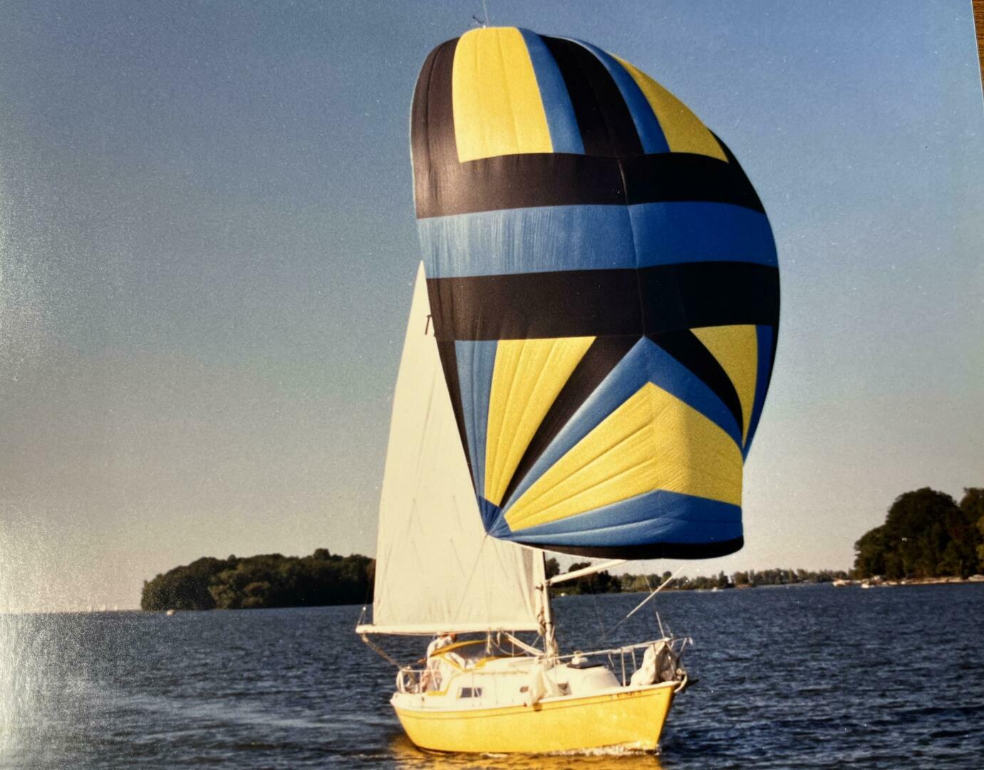 30ft Pearson Yacht For Sale