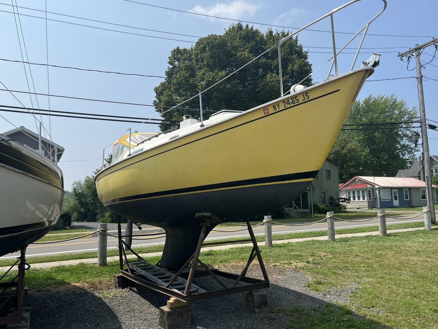 30ft Pearson Yacht For Sale
