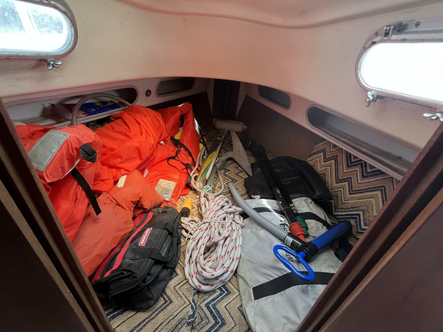 30ft Pearson Yacht For Sale