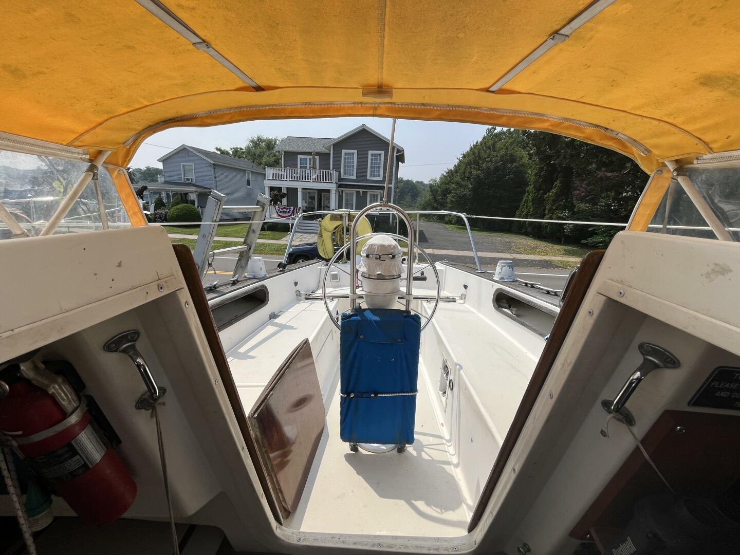 30ft Pearson Yacht For Sale