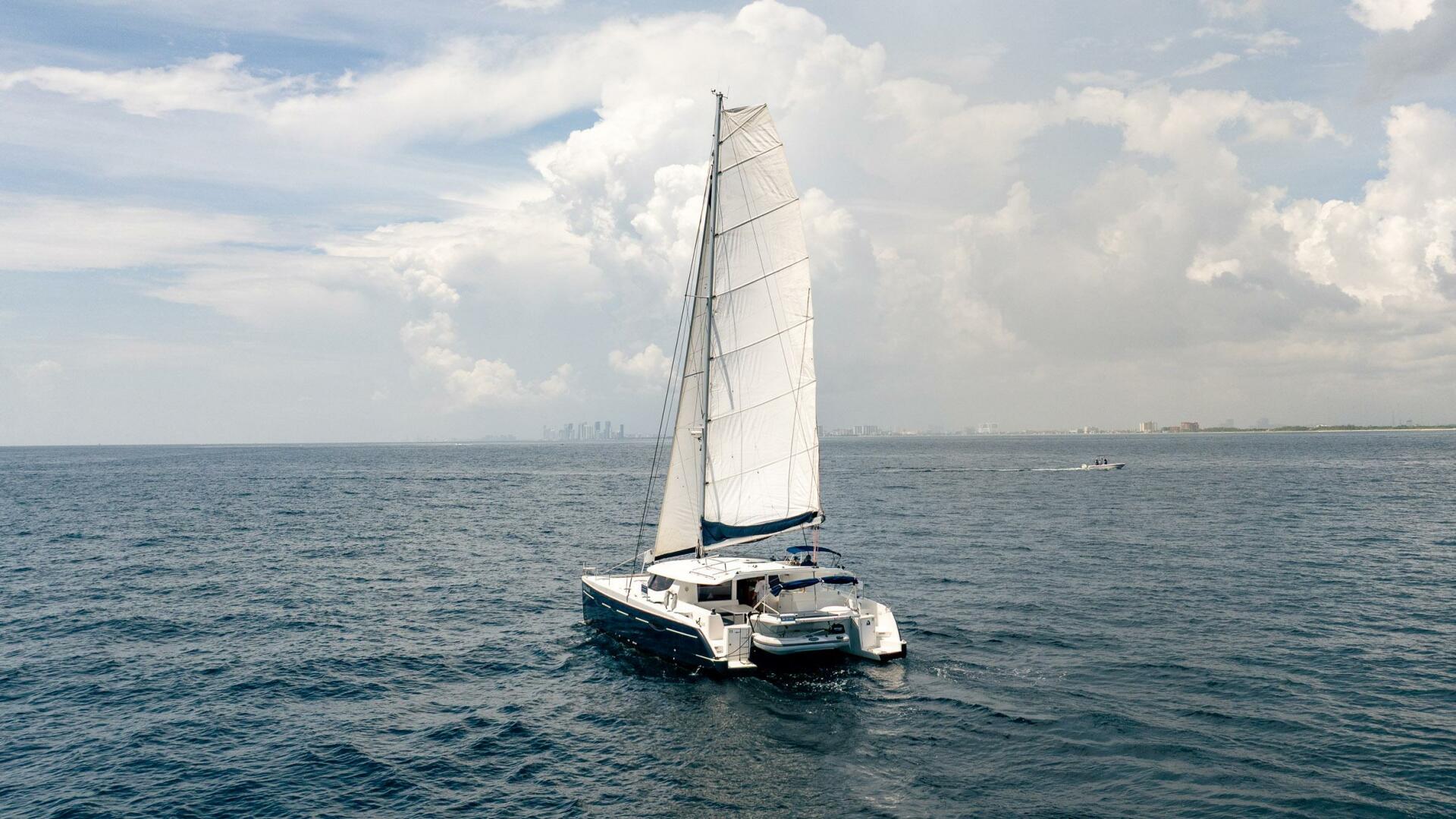 BellaMaggio 48ft Fountaine Pajot Yacht For Sale