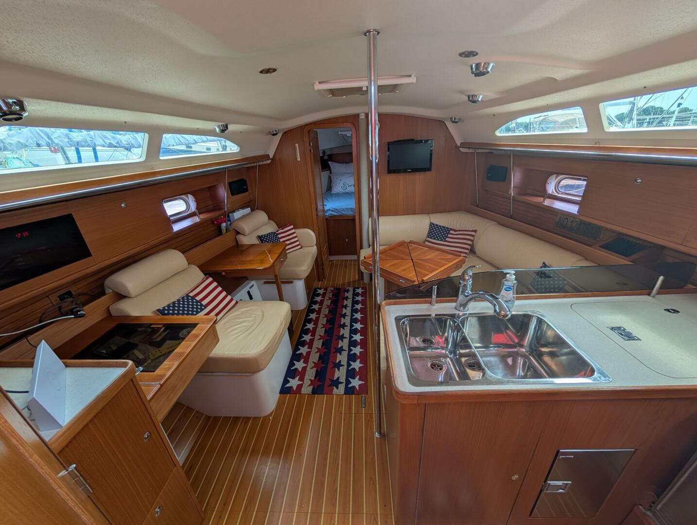 Sea Bella 35ft Catalina Yacht For Sale