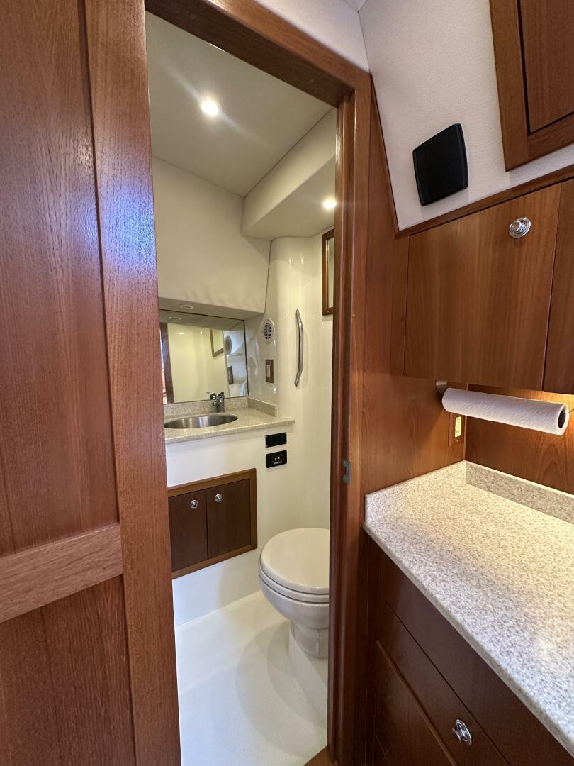 2007 Albemarle 360 Express - SQUID INC.