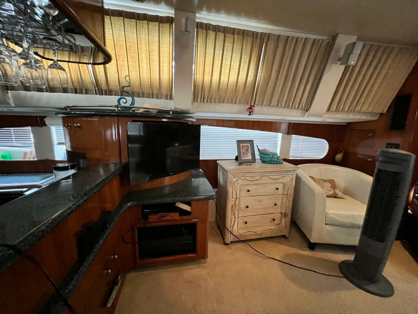 Interior of 2000 Carver 506 Motor Yacht with cozy seating an