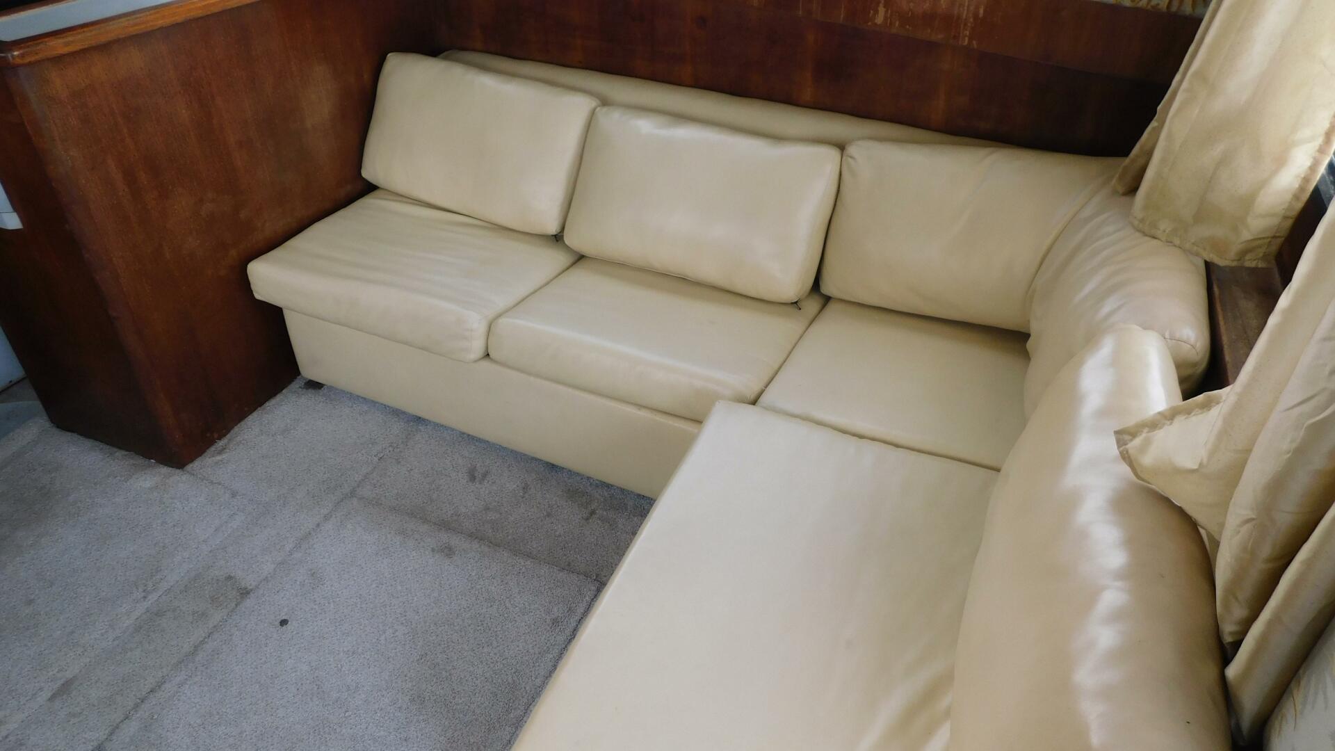 35ft Viking Yacht For Sale
