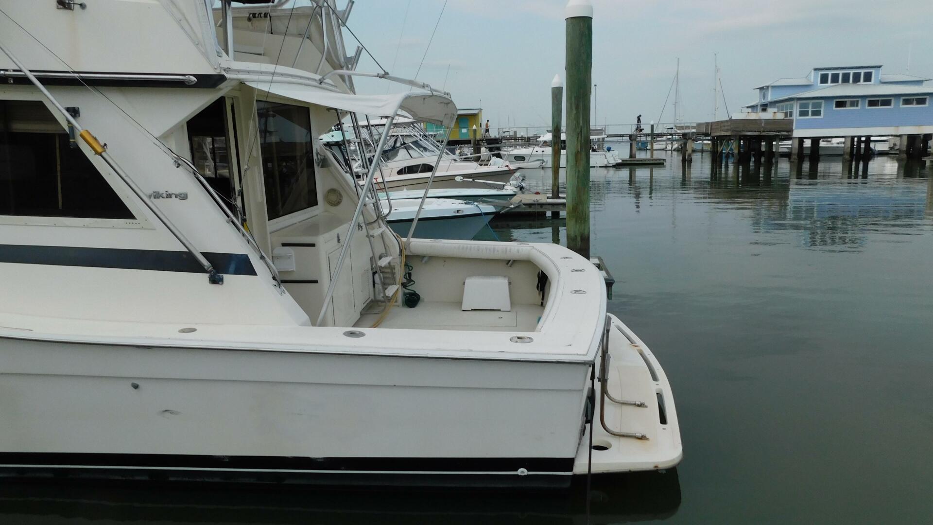 35ft Viking Yacht For Sale