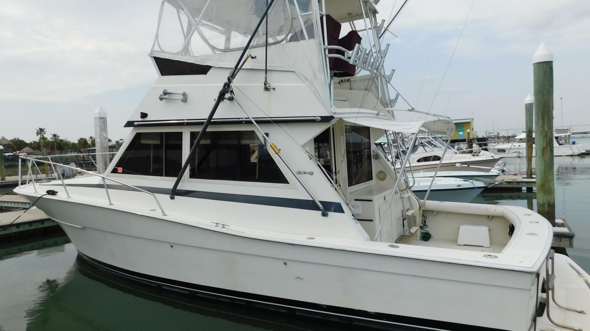 35ft Viking Yacht For Sale