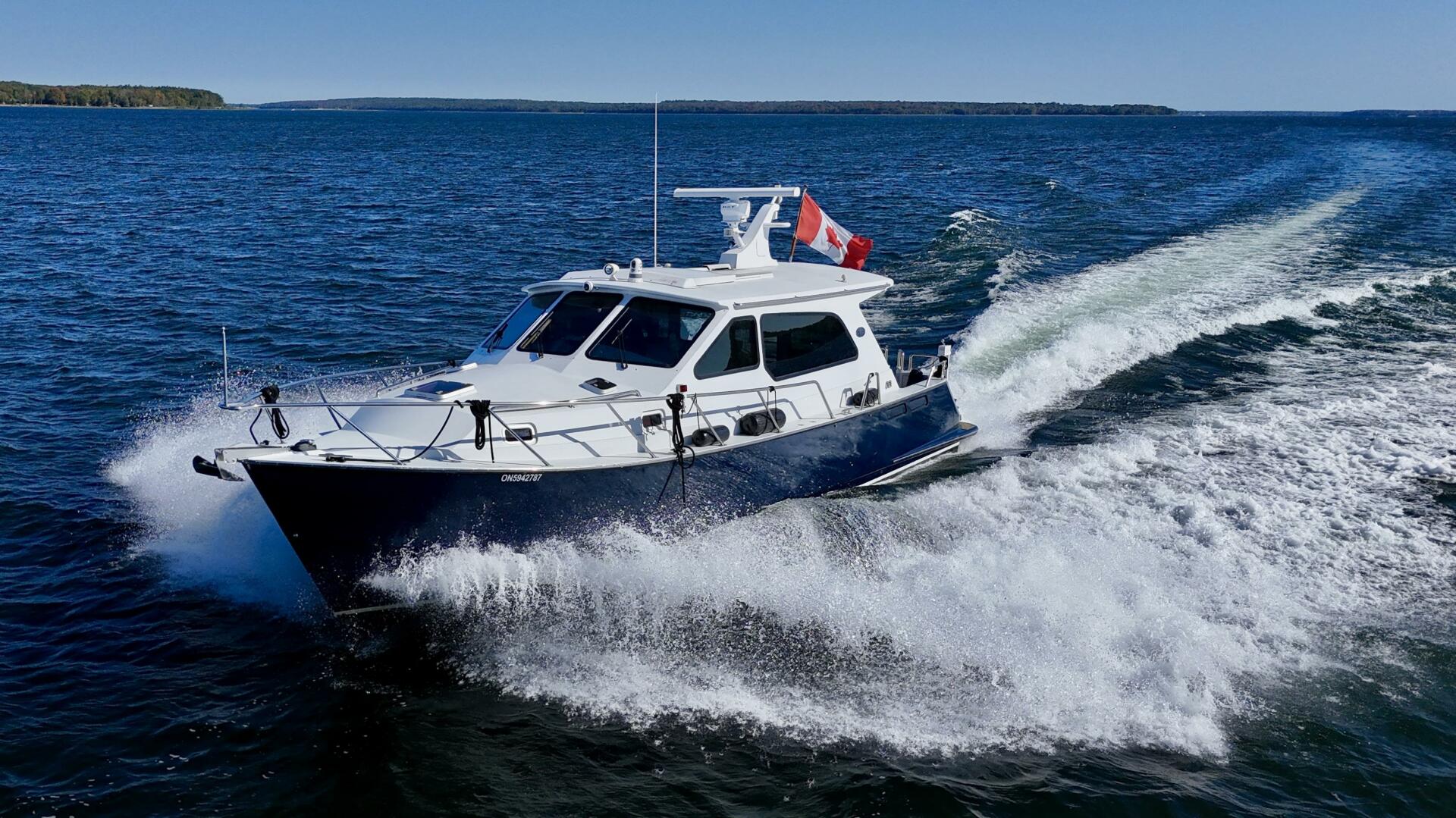 42ft Dovercraft Yacht For Sale