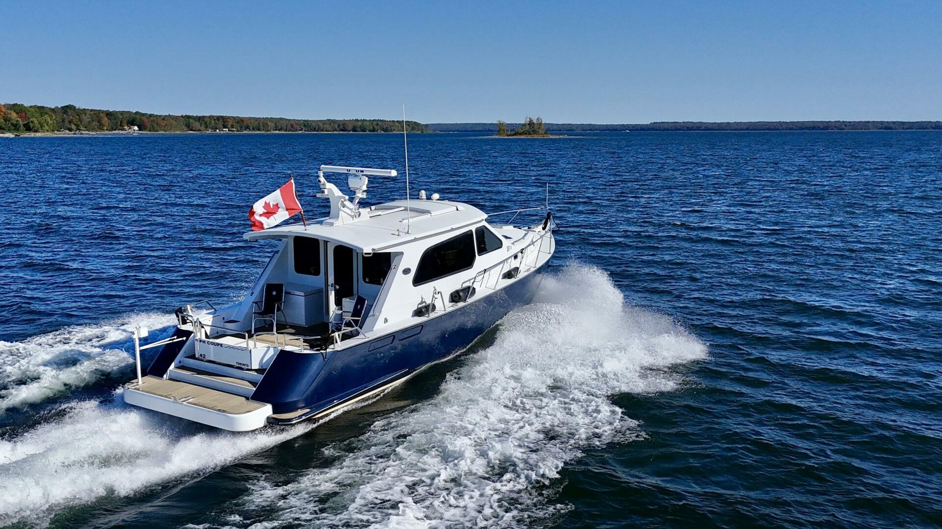 42ft Dovercraft Yacht For Sale