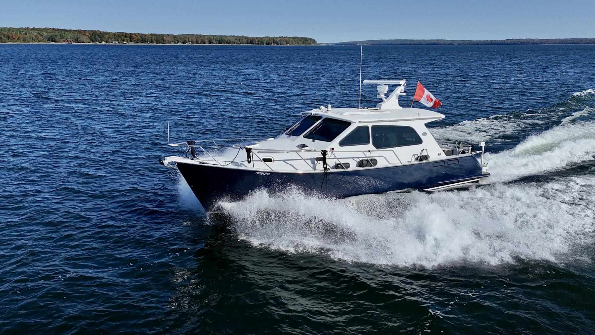 42ft Dovercraft Yacht For Sale