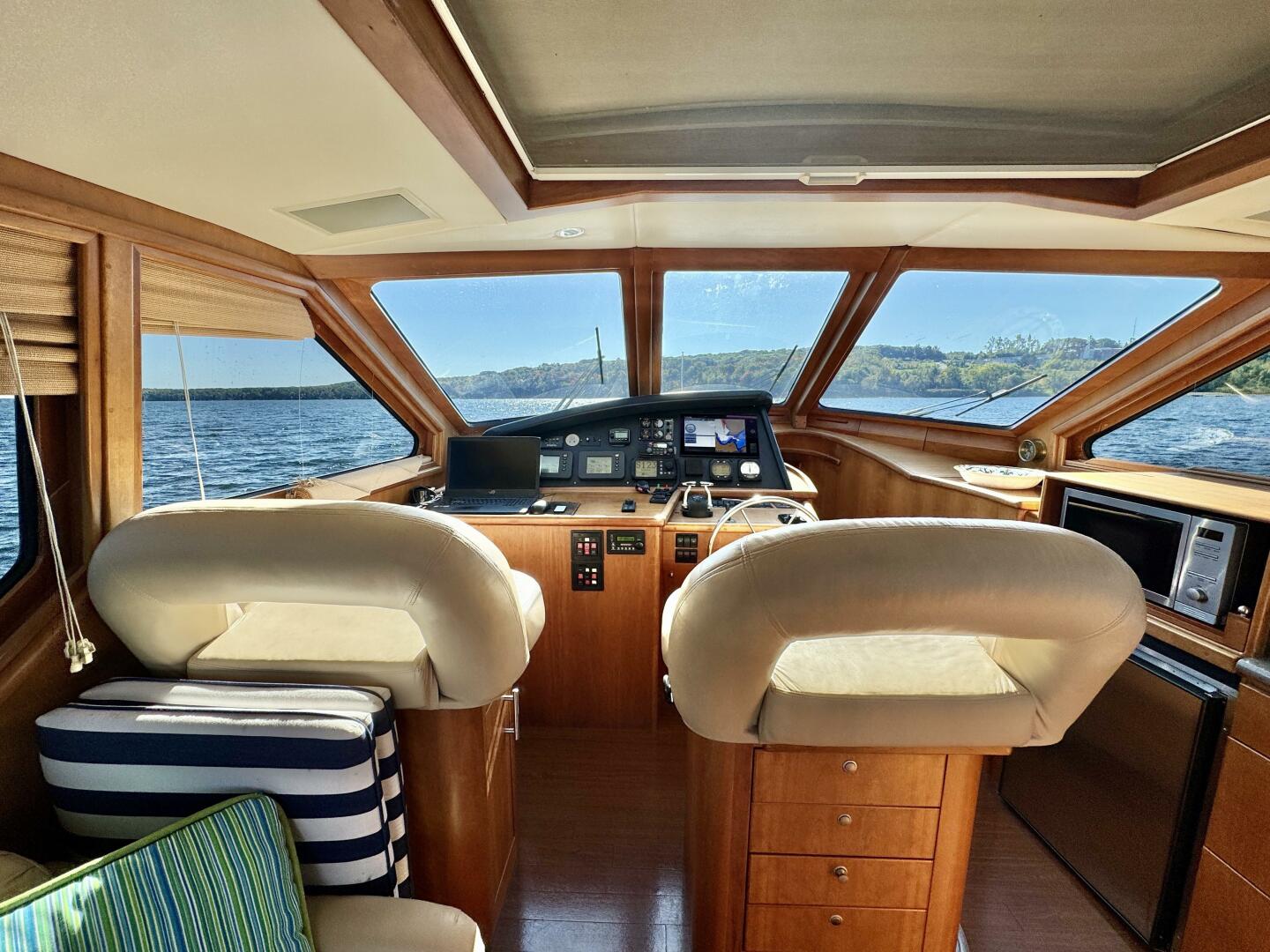 42ft Dovercraft Yacht For Sale