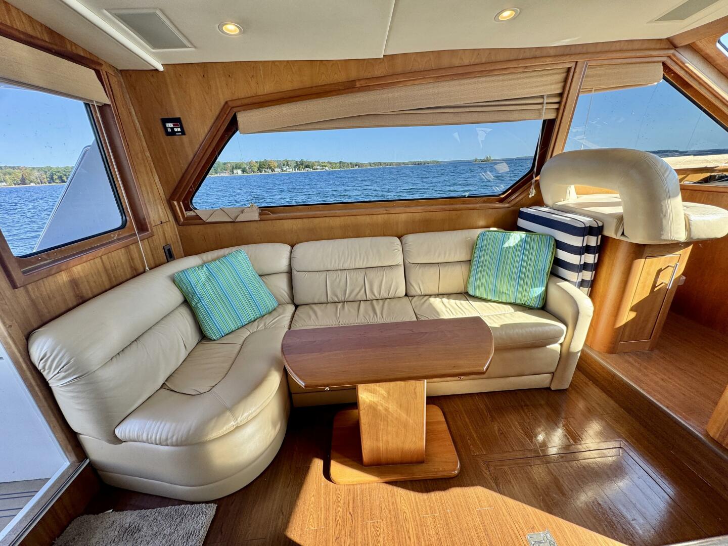 42ft Dovercraft Yacht For Sale
