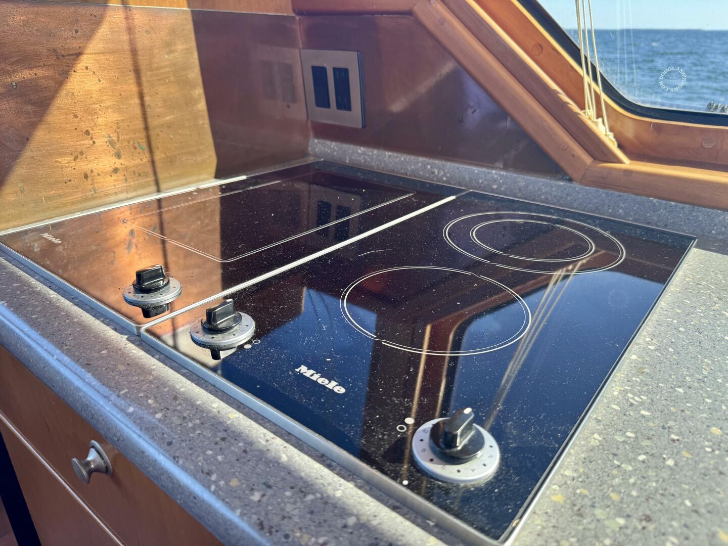 42ft Dovercraft Yacht For Sale