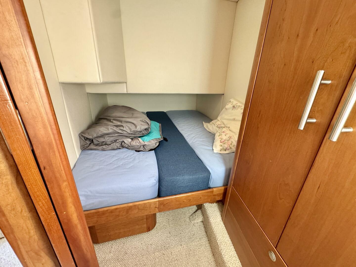 42ft Dovercraft Yacht For Sale