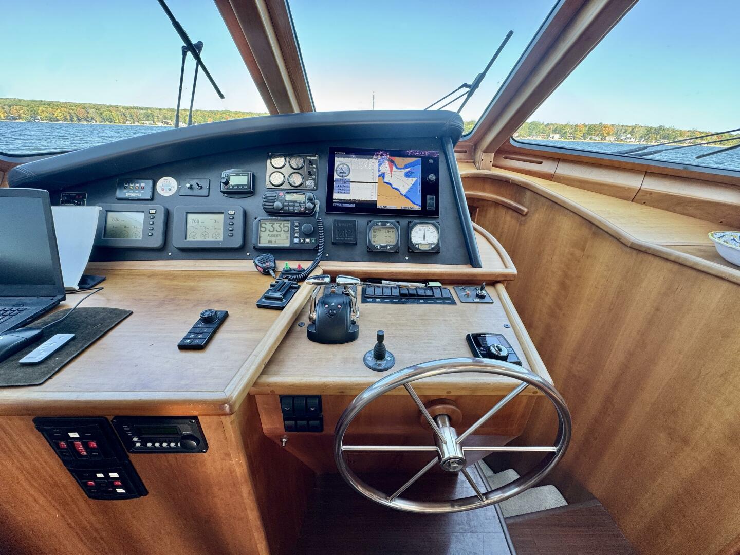 42ft Dovercraft Yacht For Sale