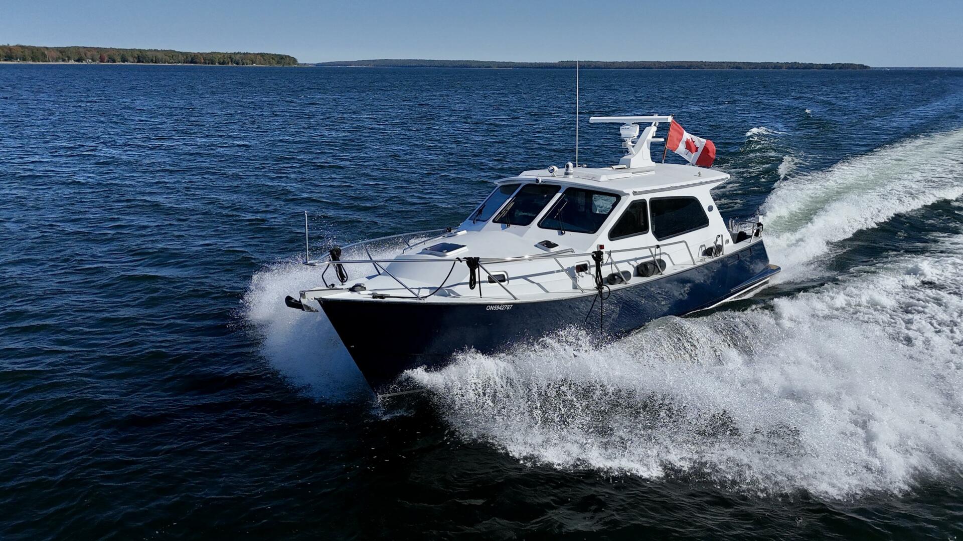 42ft Dovercraft Yacht For Sale