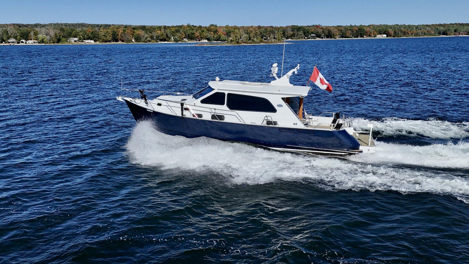 42ft Dovercraft Yacht For Sale
