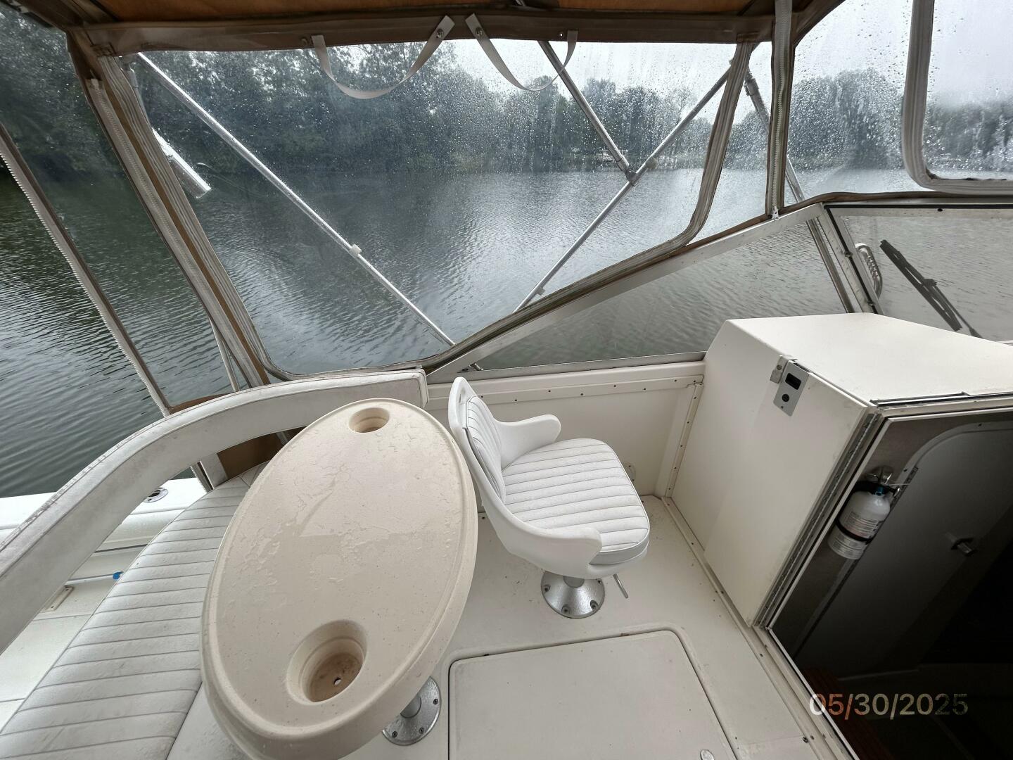 26' Shamrock upper deck port