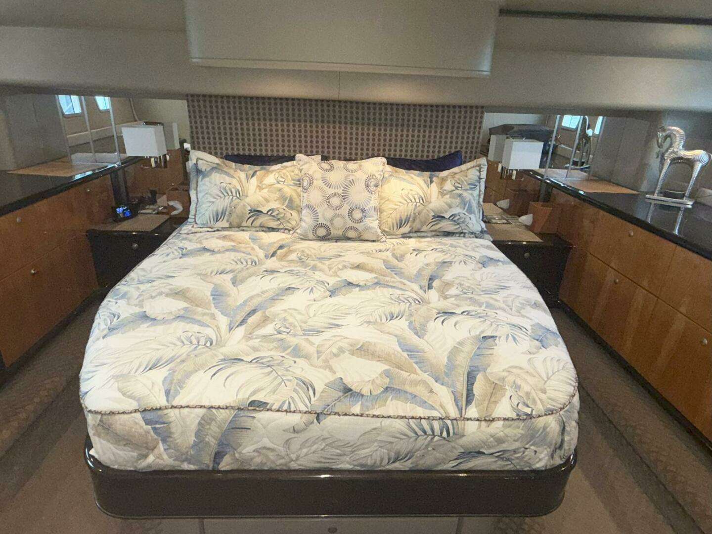 Neptunus FB with Euro Transom Yacht For Sale