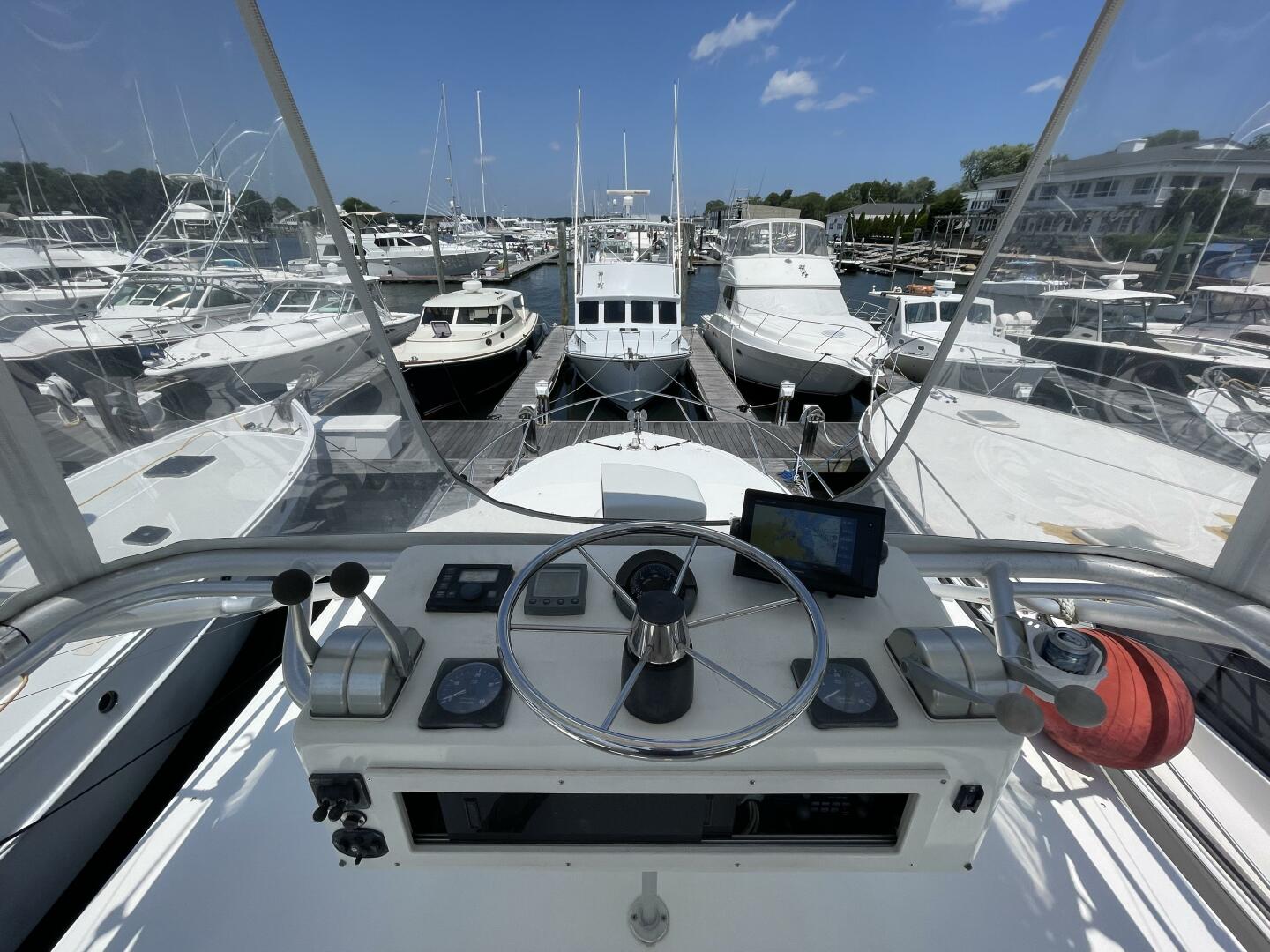 35ft Carolina Classic Yacht For Sale