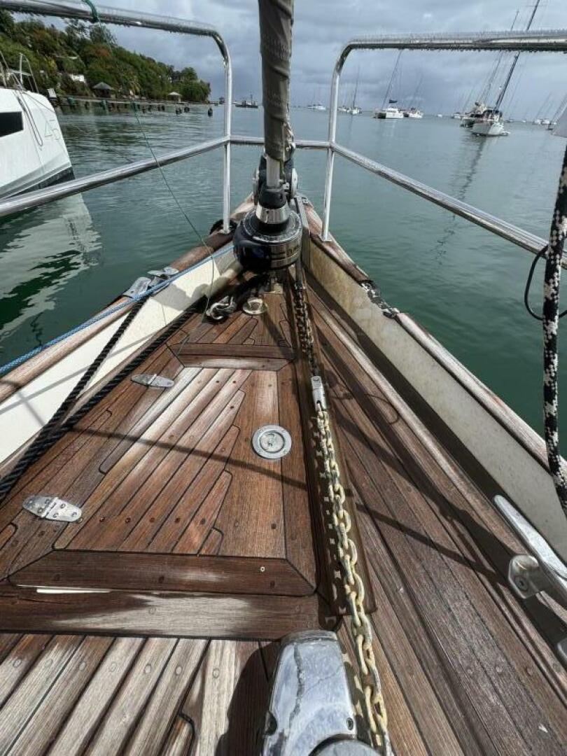 Dawdle 44ft Fantasi Yacht For Sale