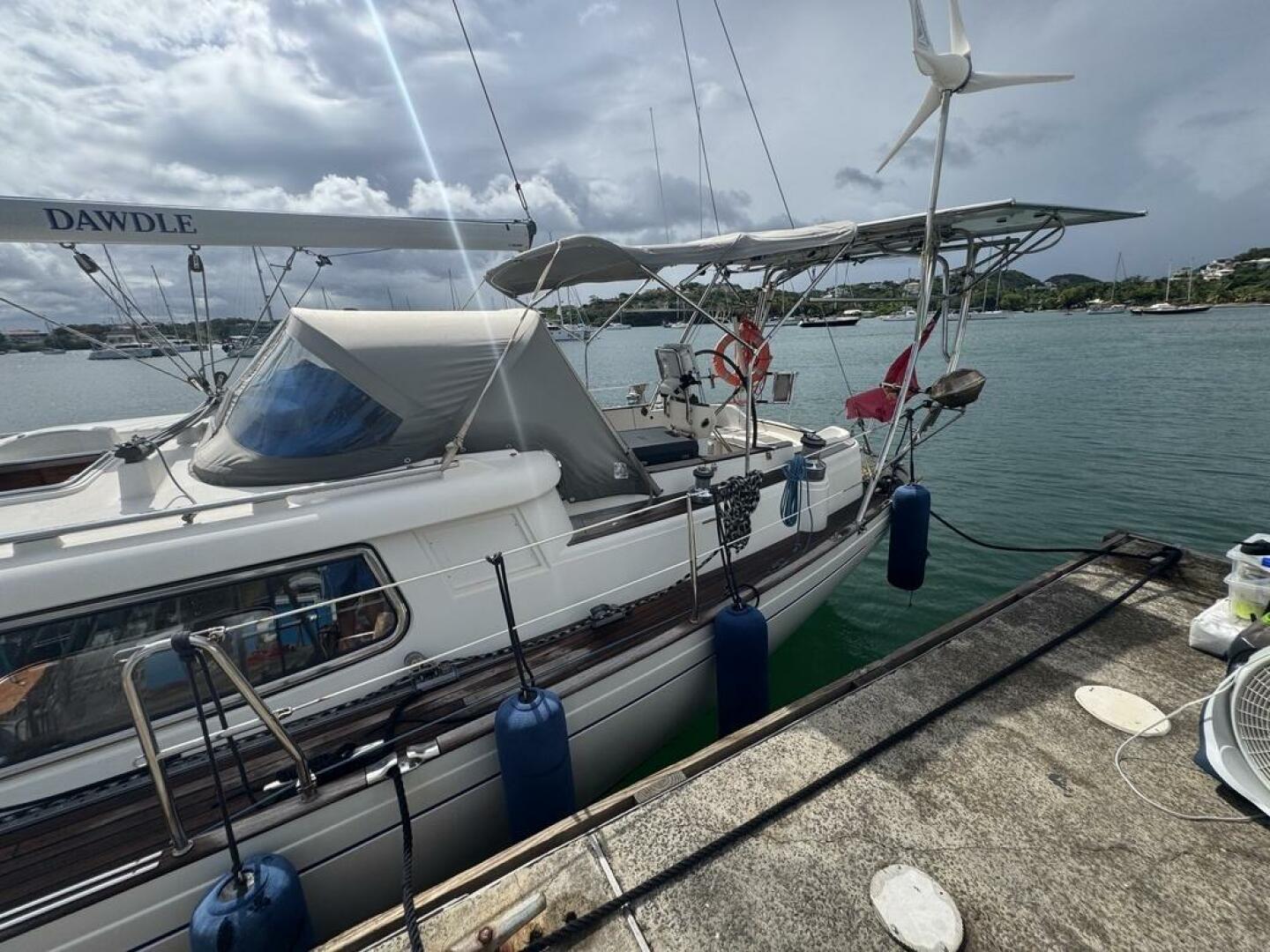 Dawdle 44ft Fantasi Yacht For Sale