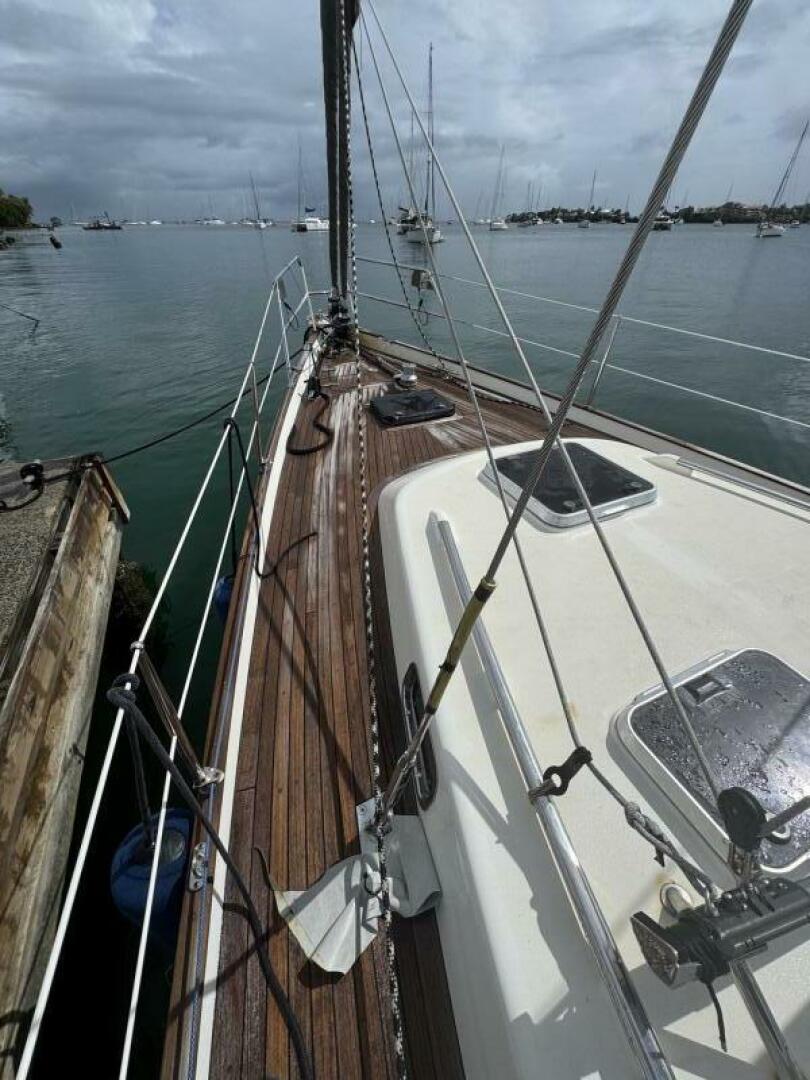 Dawdle 44ft Fantasi Yacht For Sale