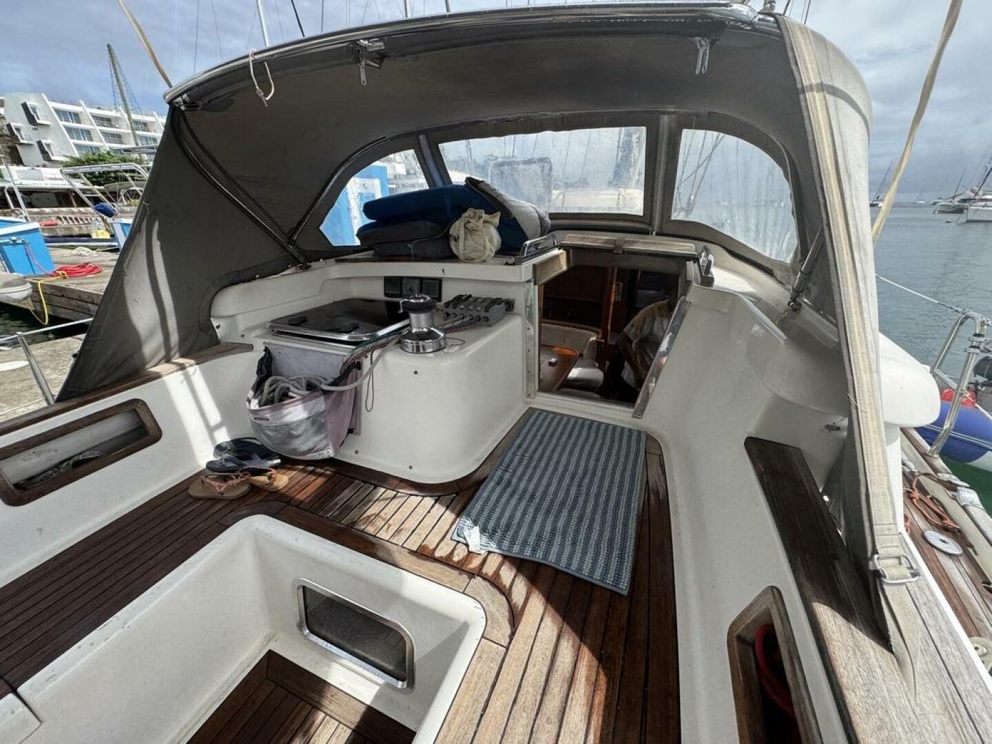 Dawdle 44ft Fantasi Yacht For Sale