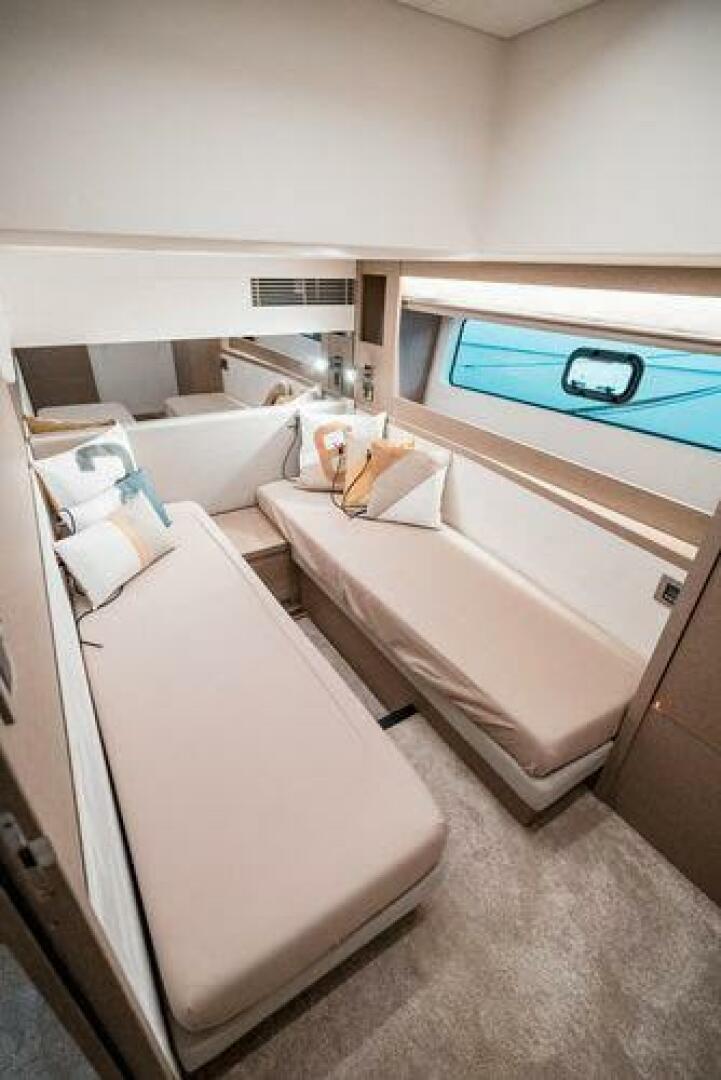 MAXELINA 61ft Prestige Yacht For Sale