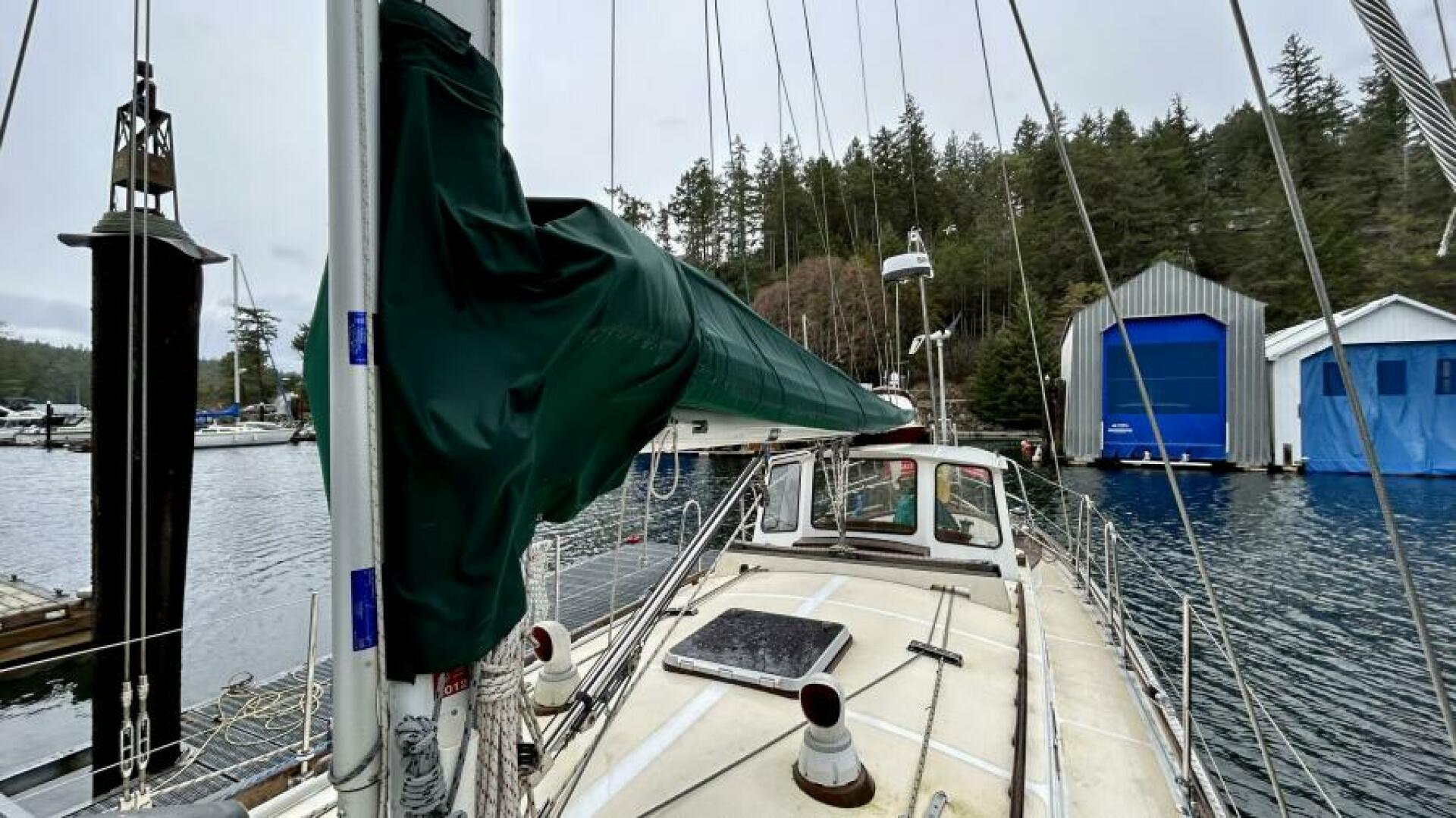 43ft Custom Yacht For Sale