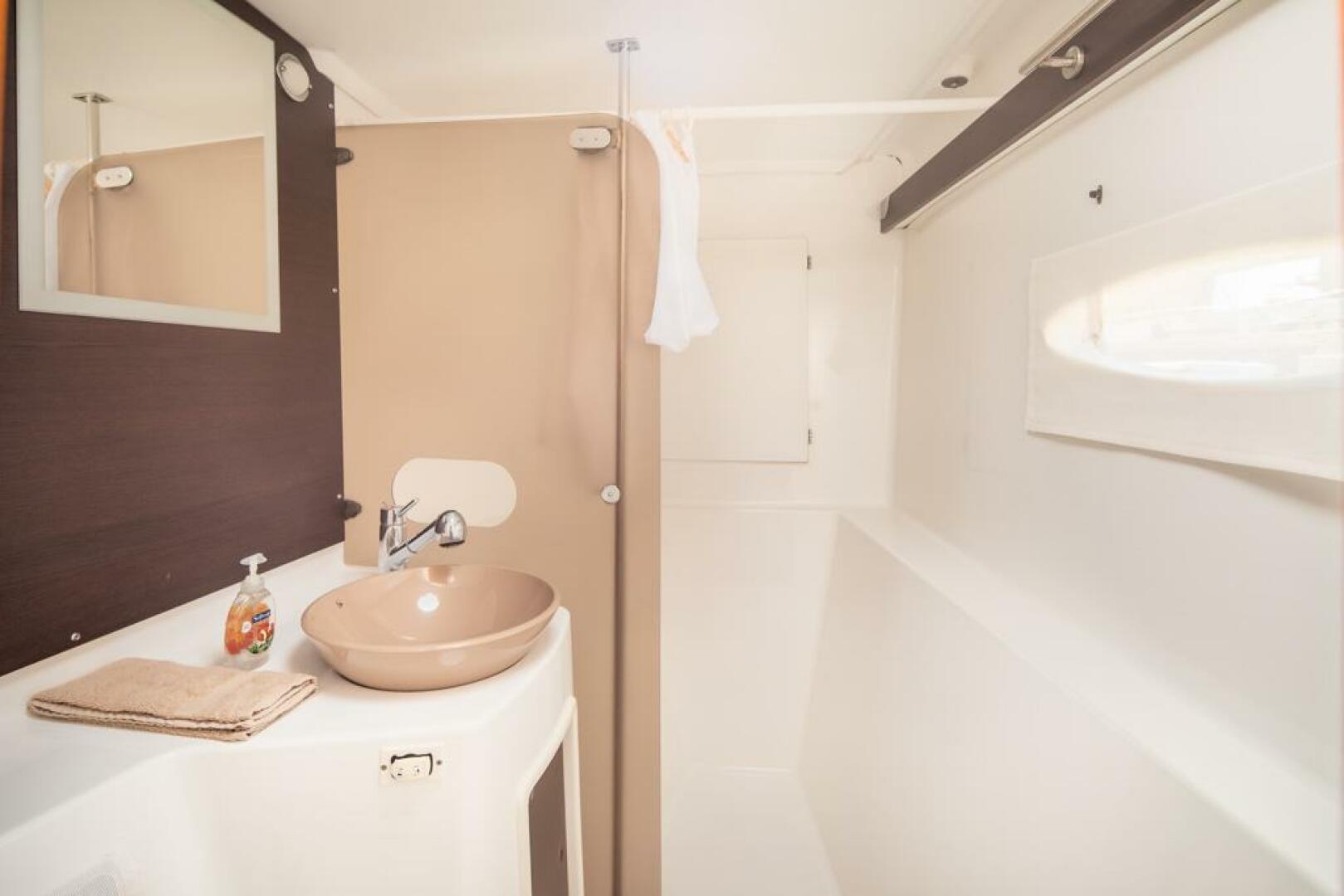 41ft Fountaine Pajot Yacht For Sale