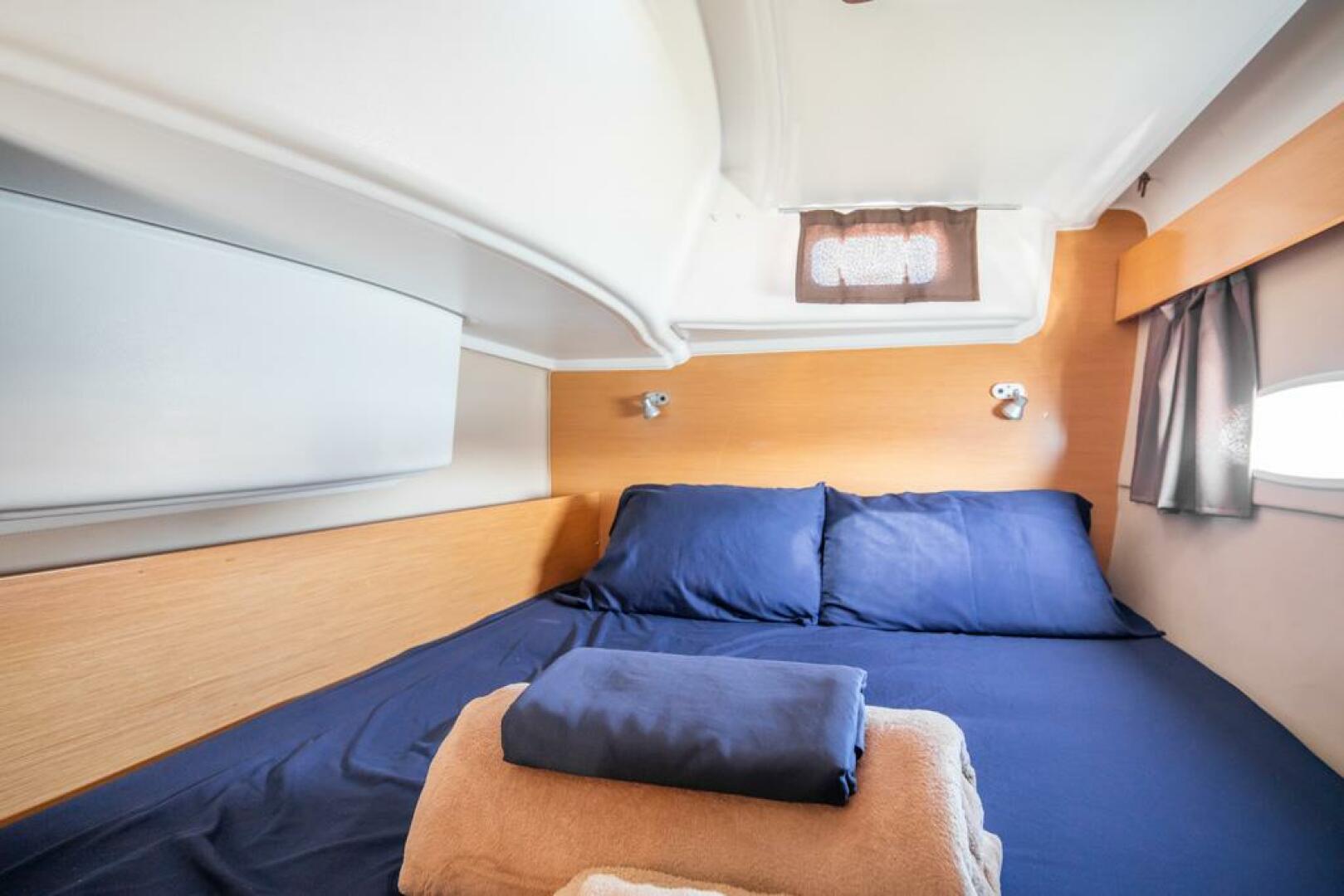 41ft Fountaine Pajot Yacht For Sale