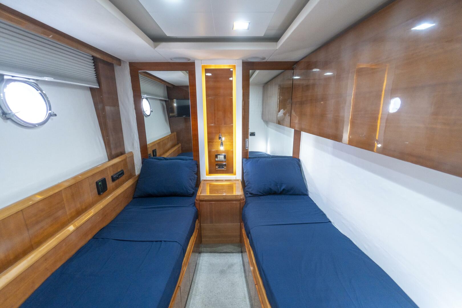 Thinks It s His Too 75ft Azimut Yacht For Sale
