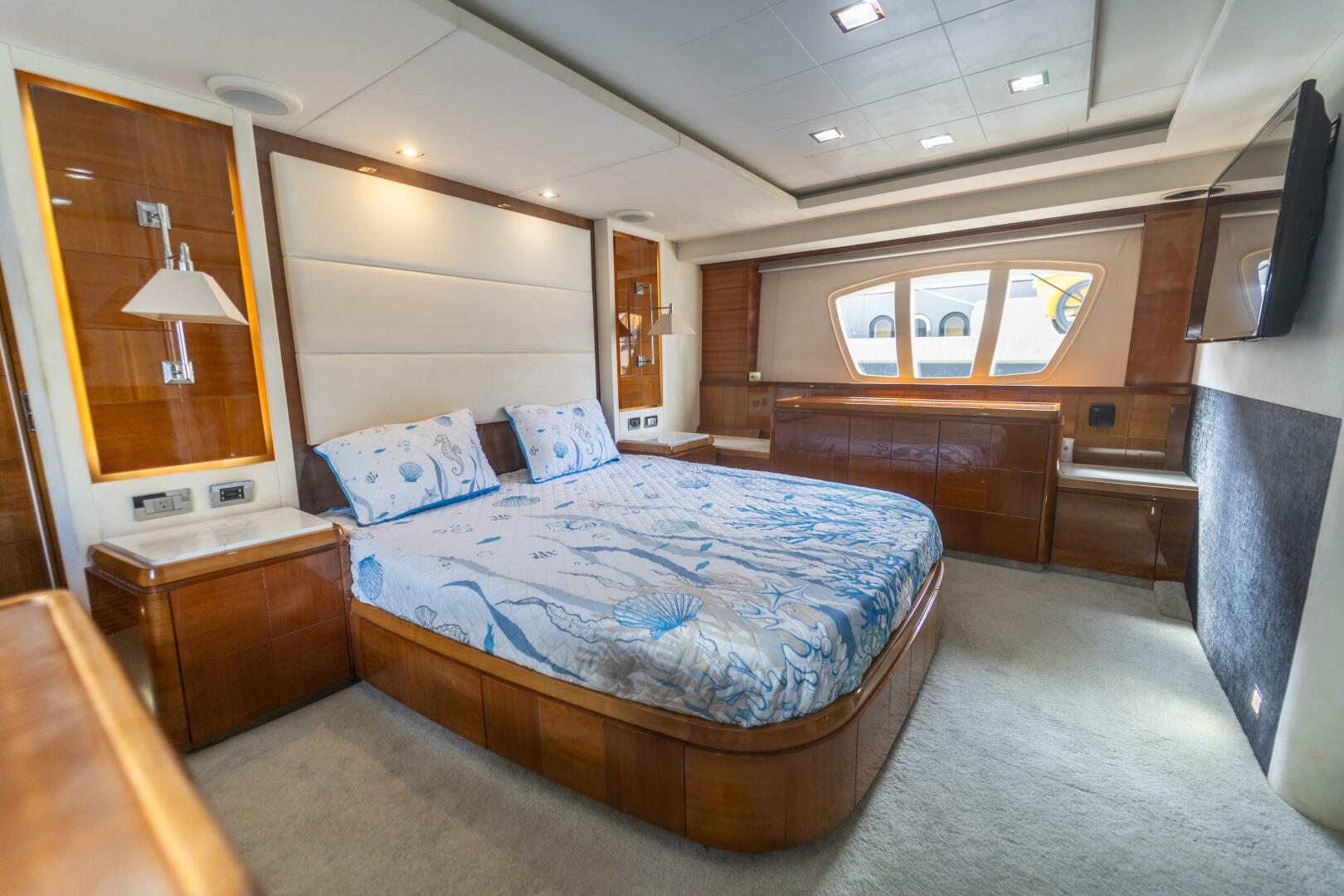 Thinks It s His Too 75ft Azimut Yacht For Sale