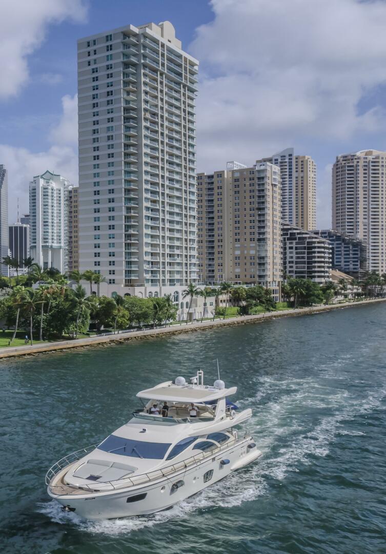 Thinks It s His Too 75ft Azimut Yacht For Sale