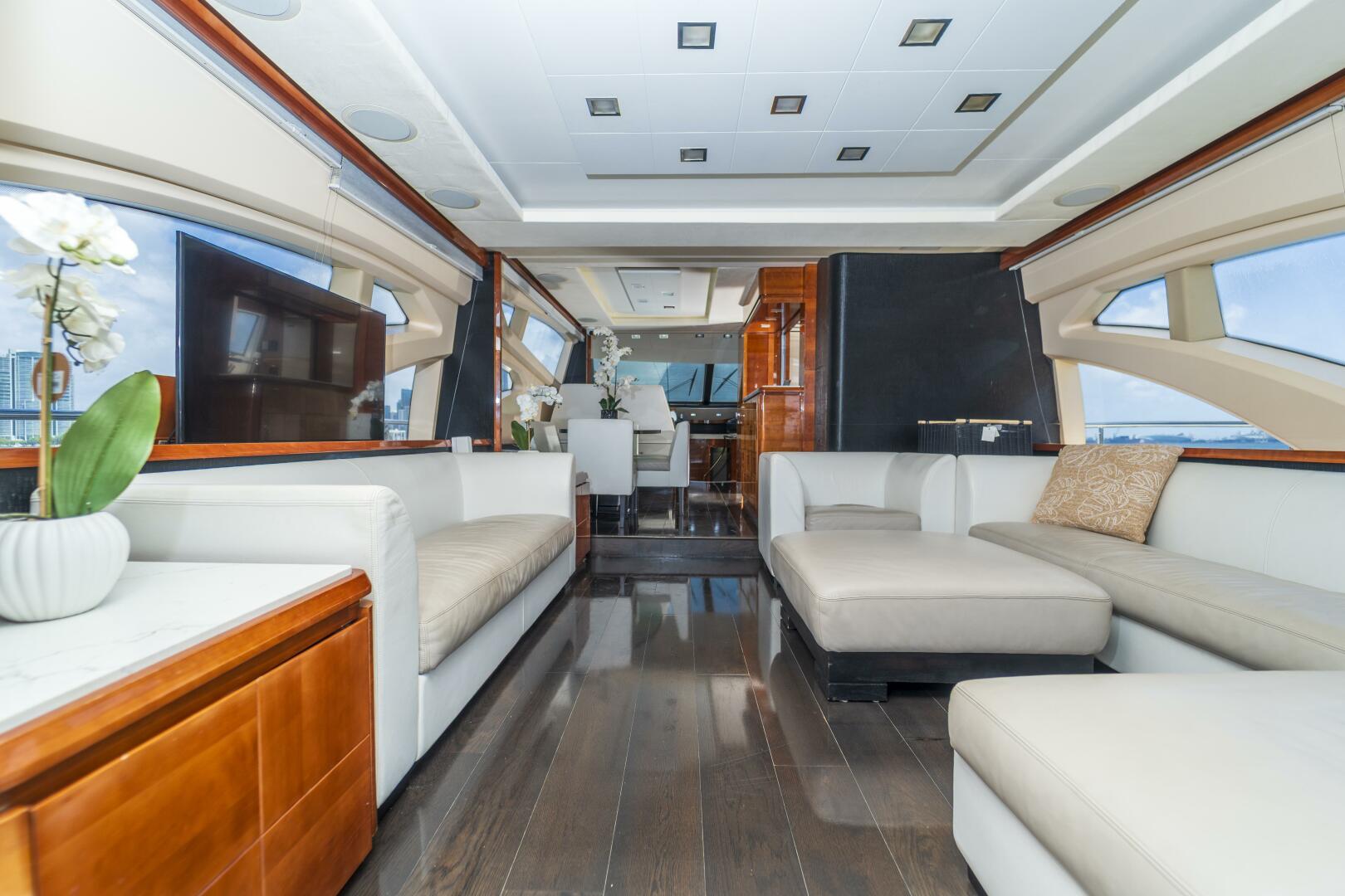 Thinks It s His Too 75ft Azimut Yacht For Sale