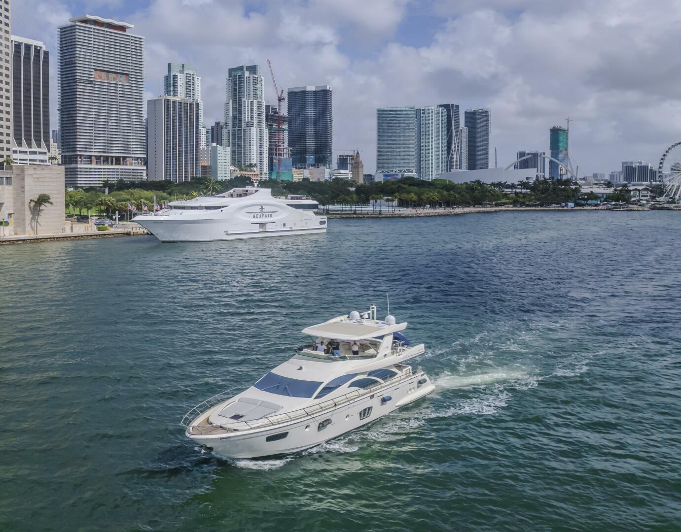Thinks It s His Too 75ft Azimut Yacht For Sale