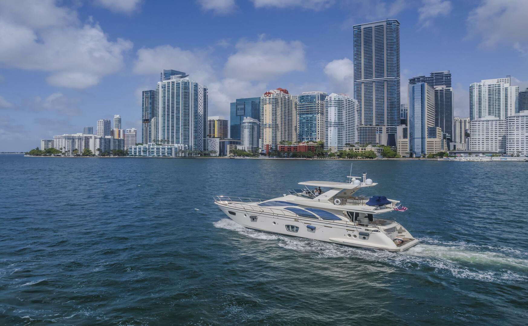 Thinks It s His Too 75ft Azimut Yacht For Sale