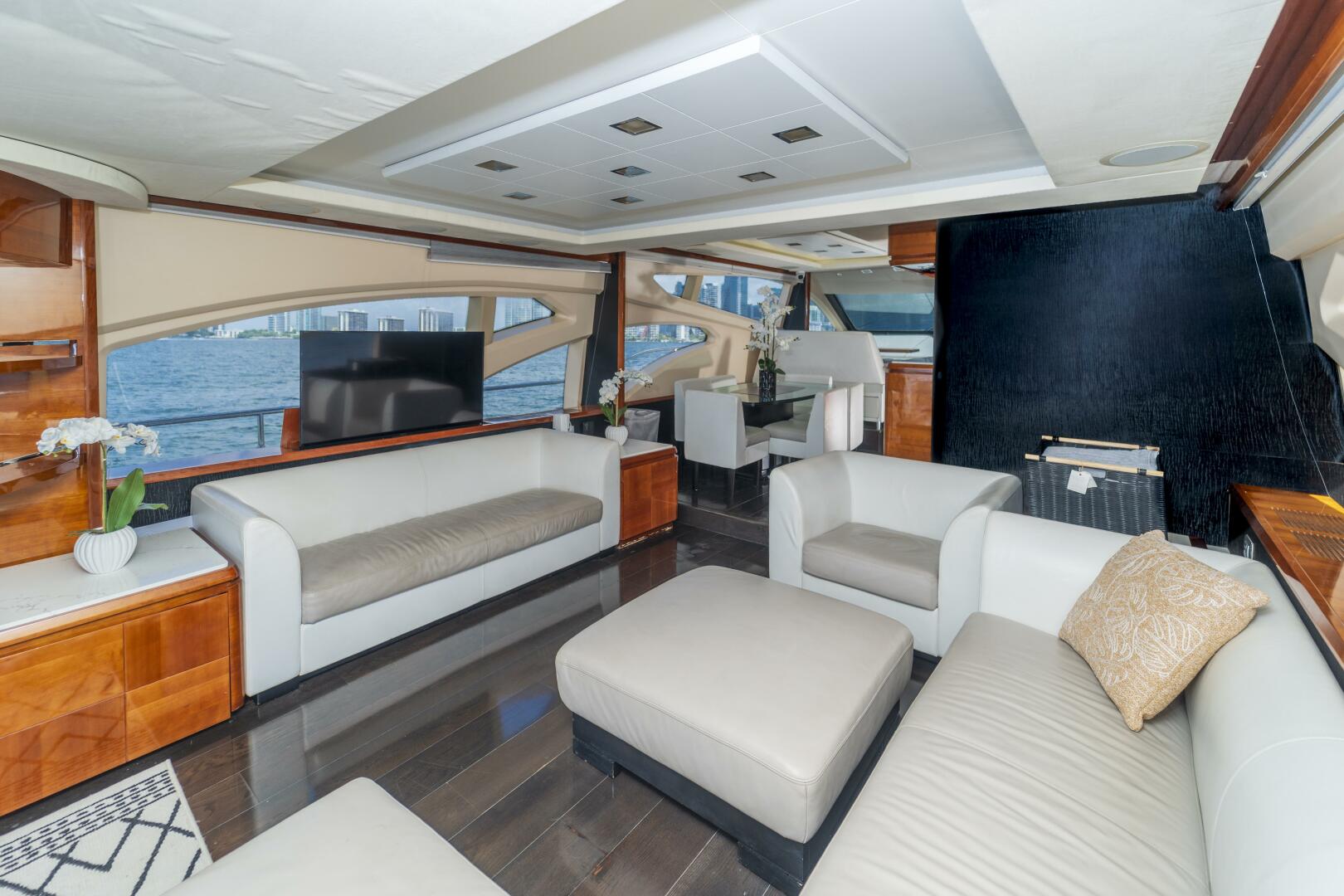 Thinks It s His Too 75ft Azimut Yacht For Sale