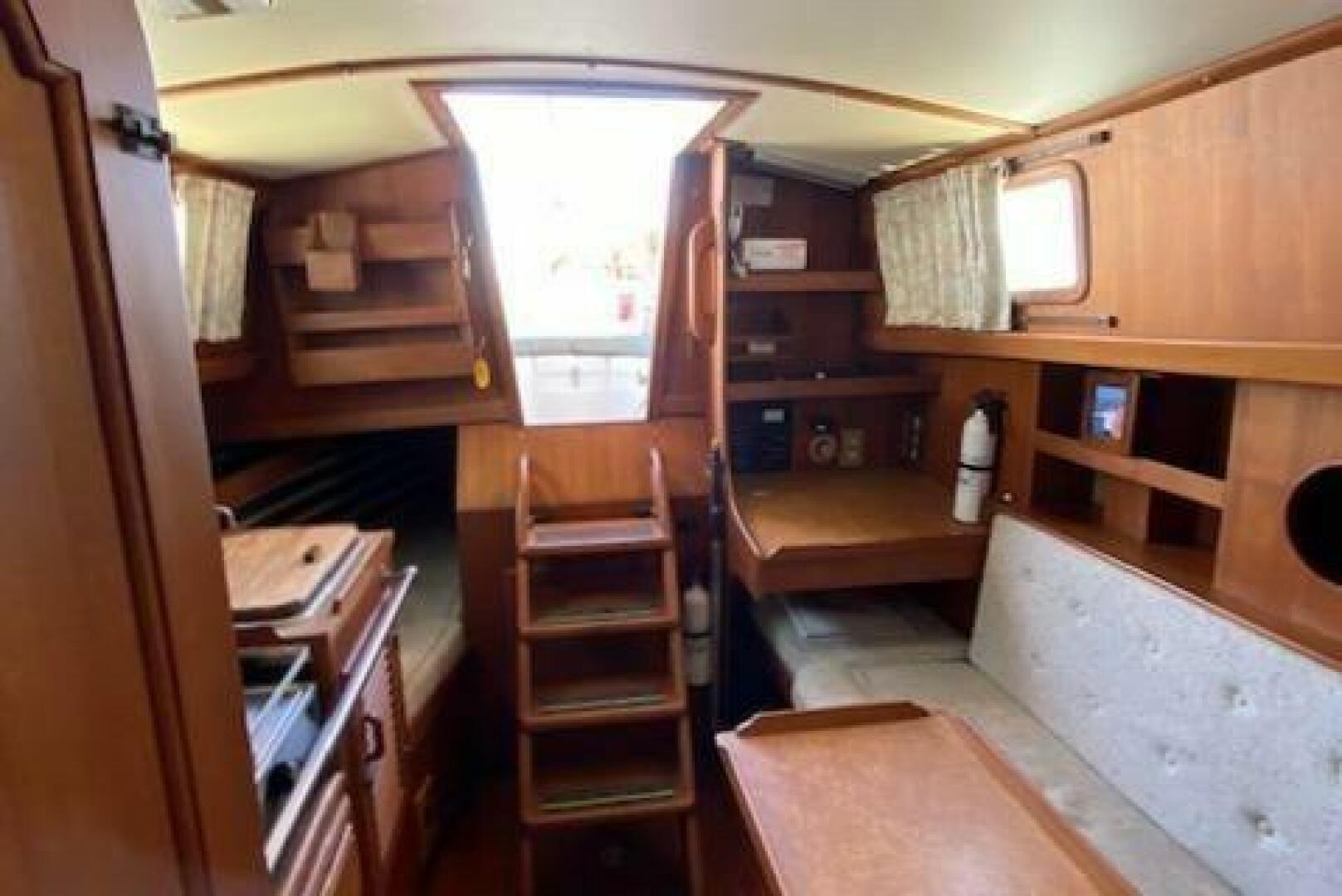 Steadfast 25ft Vancouver Yacht For Sale