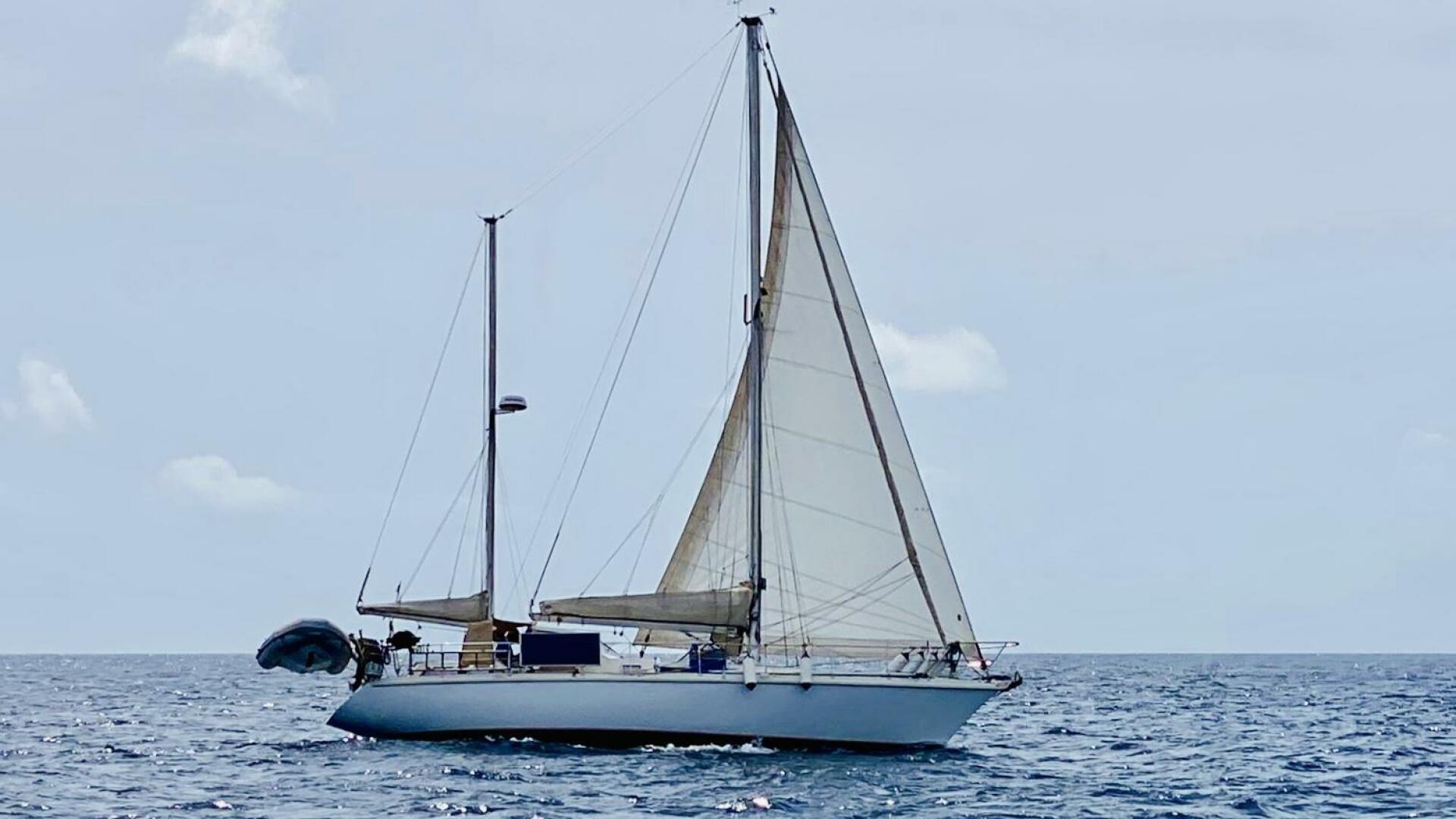 Reve de Lune 39ft Amel Yacht For Sale