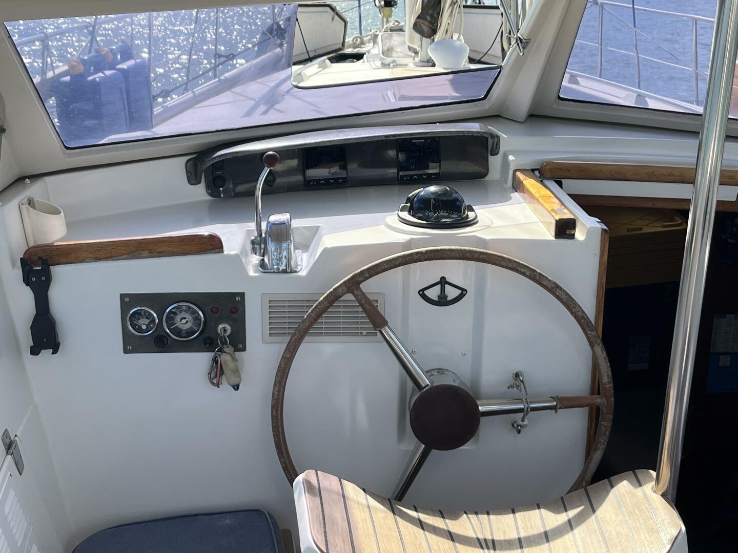 Reve de Lune 39ft Amel Yacht For Sale