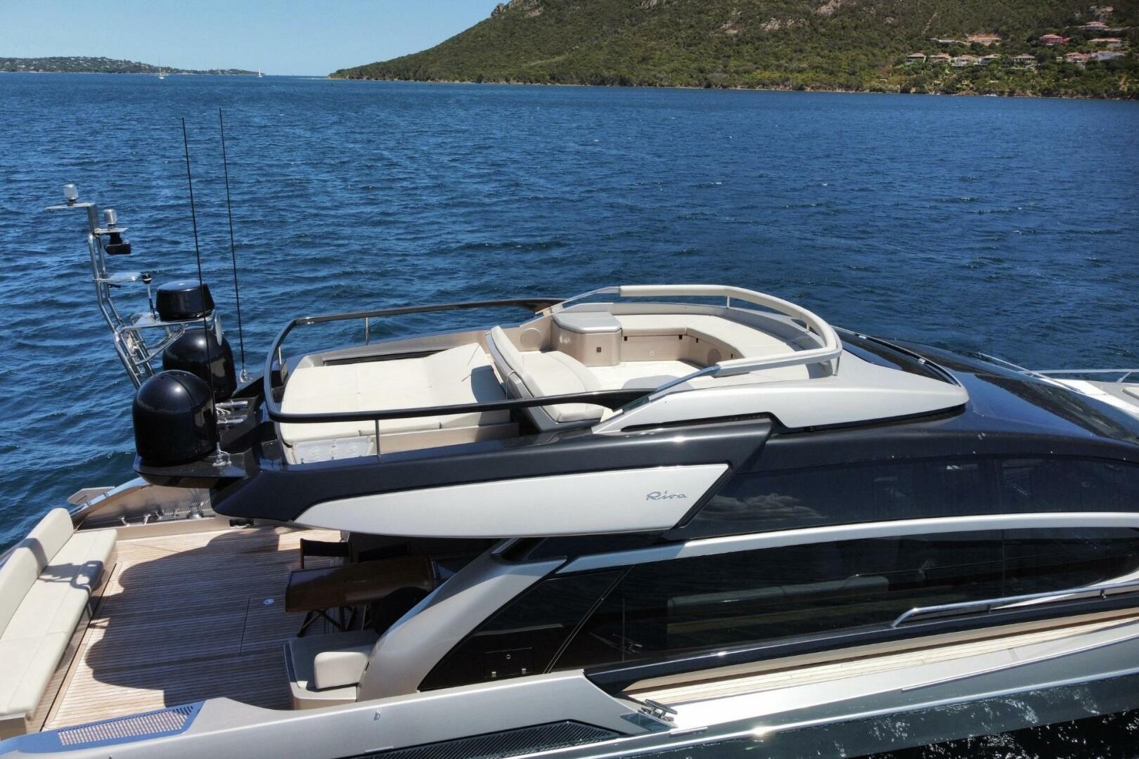Flybridge
