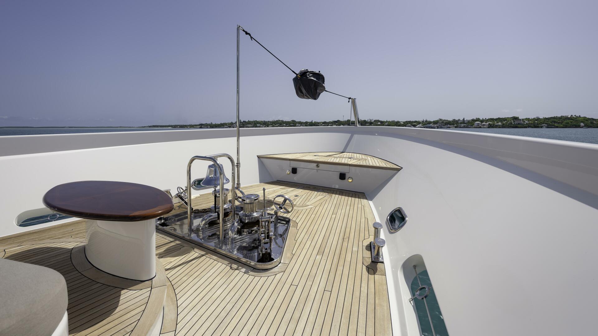 2014-Westport-40M-Yacht-For-Sale-Bahamas.jpg