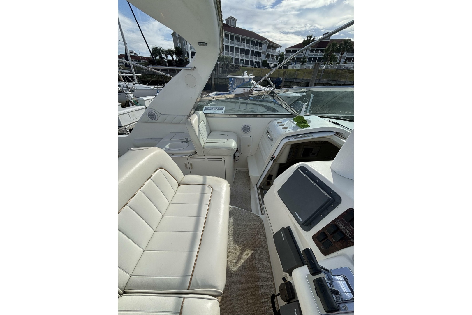 Endless Summer II 37ft Sea Ray Yacht For Sale