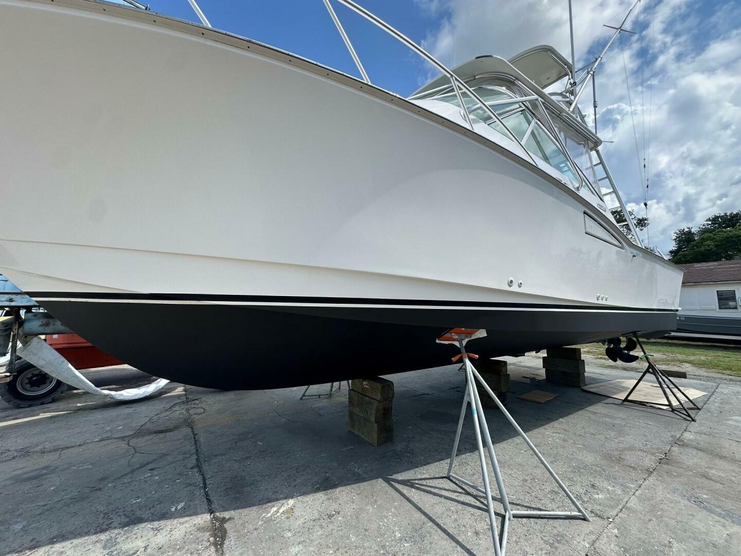 2006 Cabo 35 Express Never Again VII Bottom Job